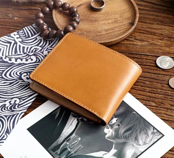Everydayer Bi-Fold Wallet