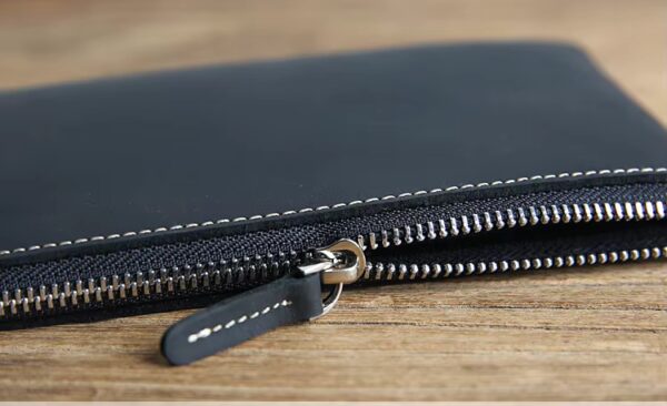 Wayfarer Zipper Wallet