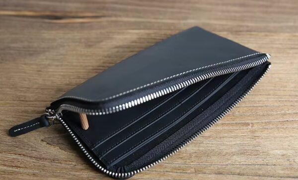 Wayfarer Zipper Wallet